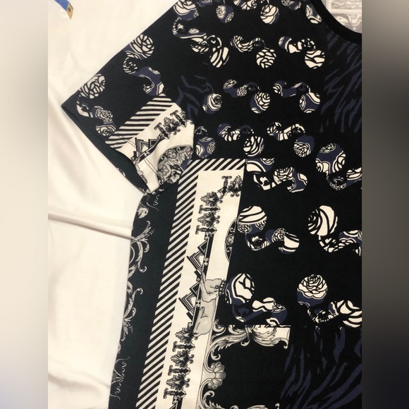 Versus by Versace  printed Cotton T-shirt. - Picture 4 of 10